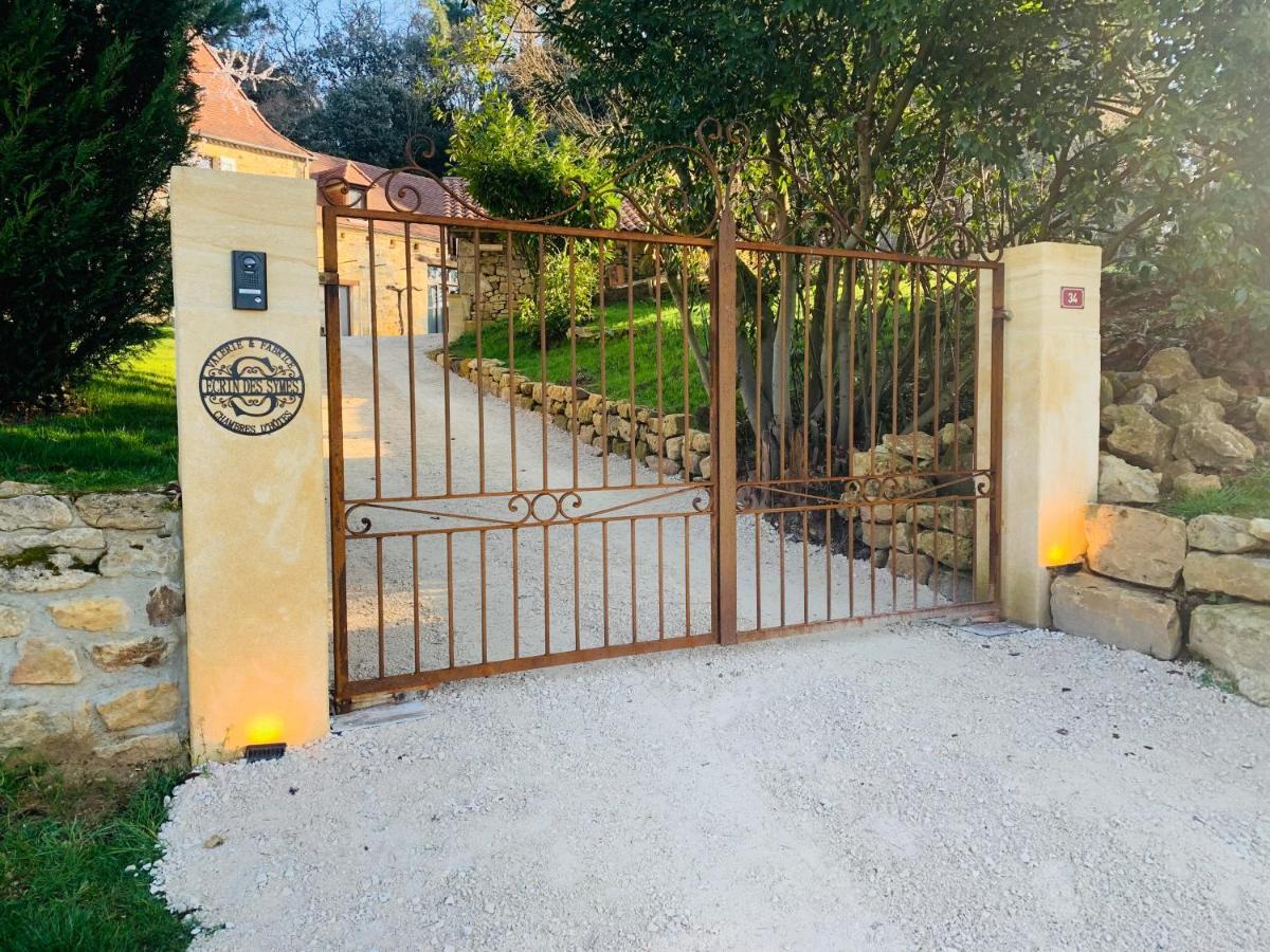 L'ecrin Des Symes Lodge Simeyrols